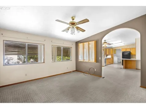 313 NE Kirby Avenue Roseburg OR 97470
