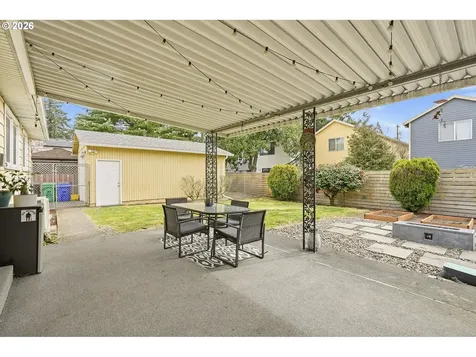4424 SE Evergreen Street Portland OR 97206