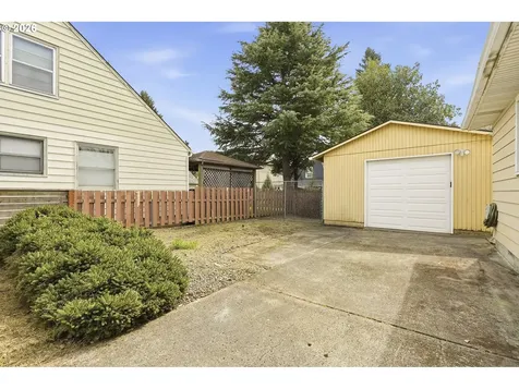 4424 SE Evergreen Street Portland OR 97206