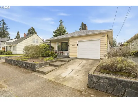 4424 SE Evergreen Street Portland OR 97206