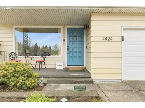 4424 SE Evergreen Street Portland OR 97206