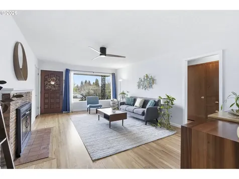 4424 SE Evergreen Street Portland OR 97206