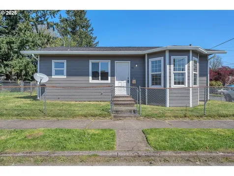 201 Grant Street Kelso WA 98626