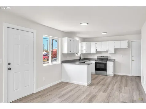 201 Grant Street Kelso WA 98626