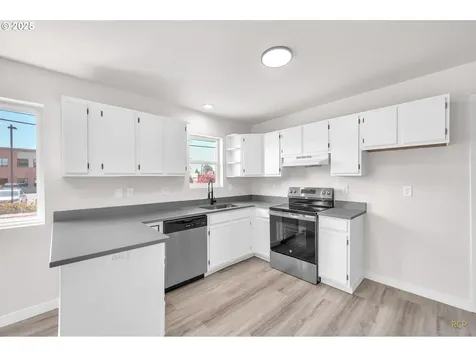 201 Grant Street Kelso WA 98626