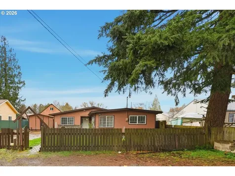 6401 SE Hazel Street Portland OR 97206