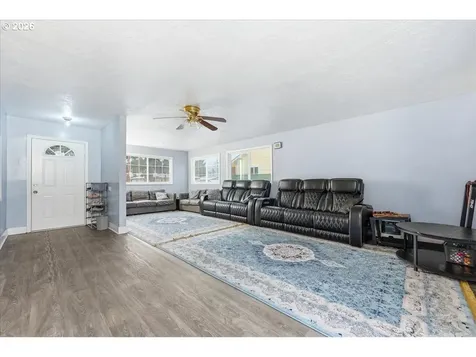 6401 SE Hazel Street Portland OR 97206