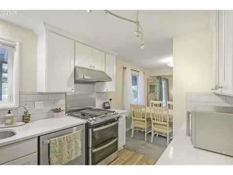 16934 SE Fragrance Avenue Milwaukie OR 97267