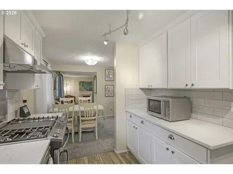 16934 SE Fragrance Avenue Milwaukie OR 97267