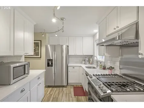 16934 SE Fragrance Avenue Milwaukie OR 97267