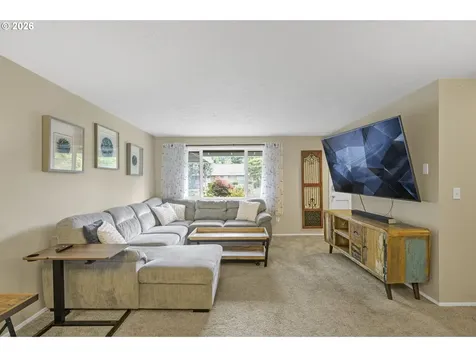 16934 SE Fragrance Avenue Milwaukie OR 97267