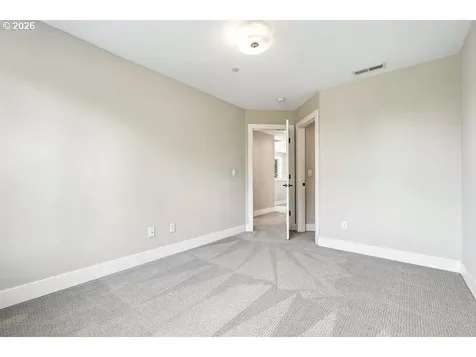 2027 SE Harold Street Portland OR 97202