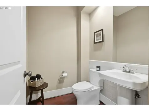 10244 SW Taylor Street Portland OR 97225