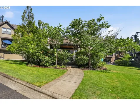 10244 SW Taylor Street Portland OR 97225