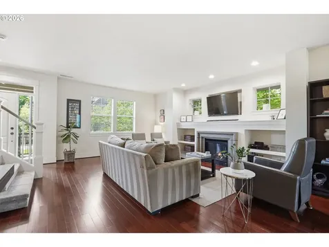 10244 SW Taylor Street Portland OR 97225