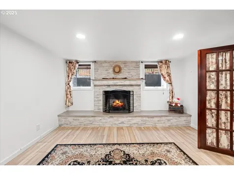 9320 SE Tenino Court Portland OR 97266