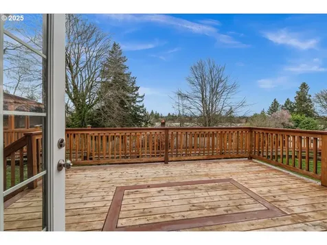 9320 SE Tenino Court Portland OR 97266