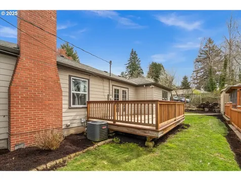 9320 SE Tenino Court Portland OR 97266