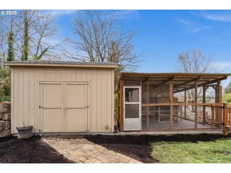 9320 SE Tenino Court Portland OR 97266