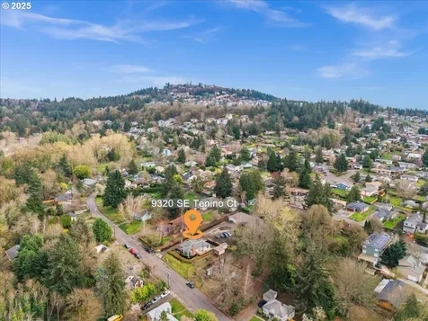 9320 SE Tenino Court Portland OR 97266