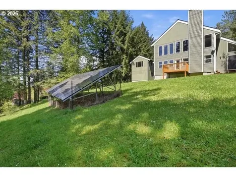 903 NE Sunset Court Clatskanie OR 97016
