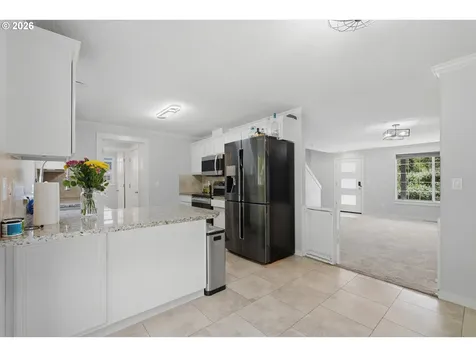 827 NE Faloma Road Portland OR 97211