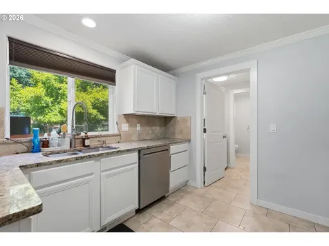 827 NE Faloma Road Portland OR 97211