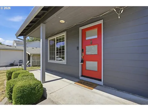 827 NE Faloma Road Portland OR 97211