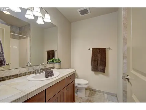 4712 NE 93rd Street Vancouver WA 98665