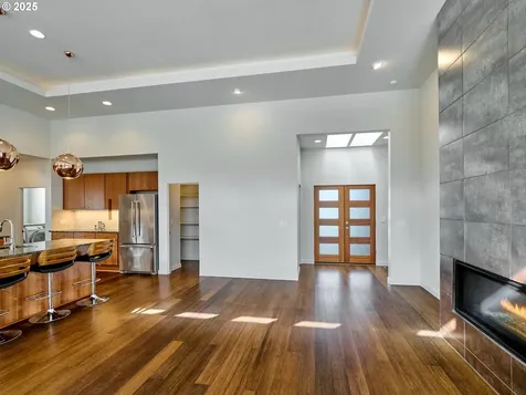 500 Yapa Drive Silverton OR 97381