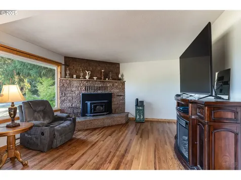 76521 Delena Mayger Road Rainier OR 97048