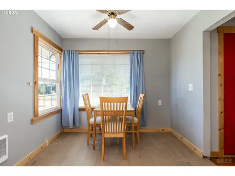 76521 Delena Mayger Road Rainier OR 97048