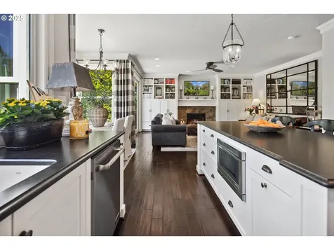 5529 Westfield Court Lake Oswego OR 97035