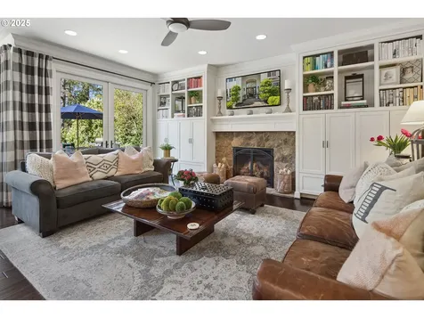 5529 Westfield Court Lake Oswego OR 97035