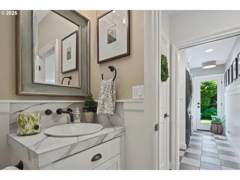 5529 Westfield Court Lake Oswego OR 97035