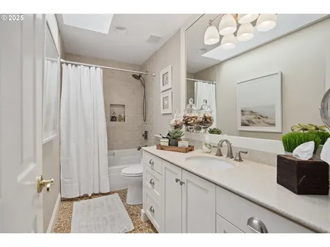 5529 Westfield Court Lake Oswego OR 97035