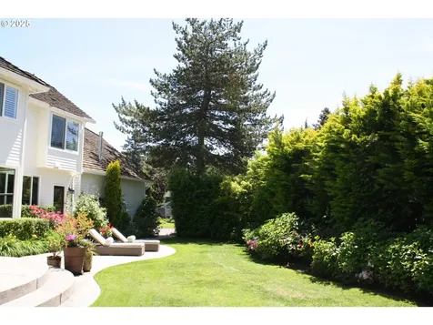5529 Westfield Court Lake Oswego OR 97035