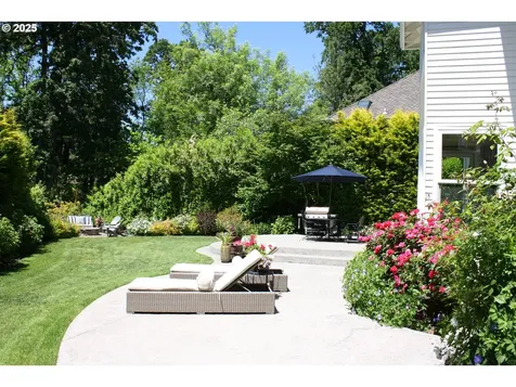 5529 Westfield Court Lake Oswego OR 97035