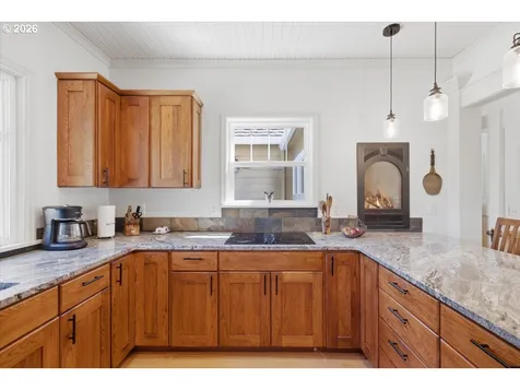 11255 Kroenig Road Amity OR 97101