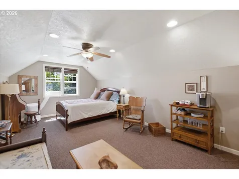 11255 Kroenig Road Amity OR 97101