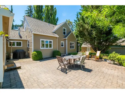 11255 Kroenig Road Amity OR 97101