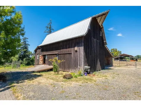 11255 Kroenig Road Amity OR 97101