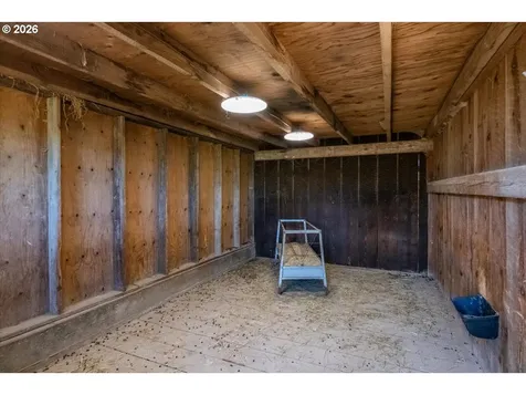 11255 Kroenig Road Amity OR 97101