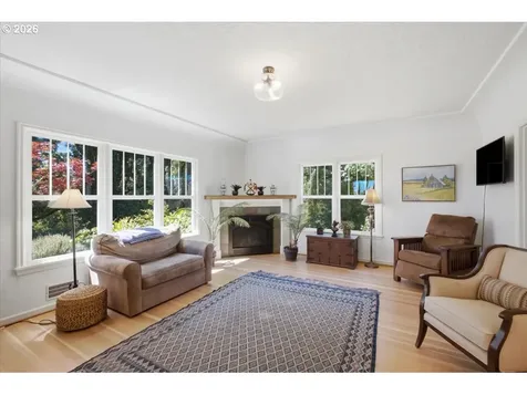 11255 Kroenig Road Amity OR 97101