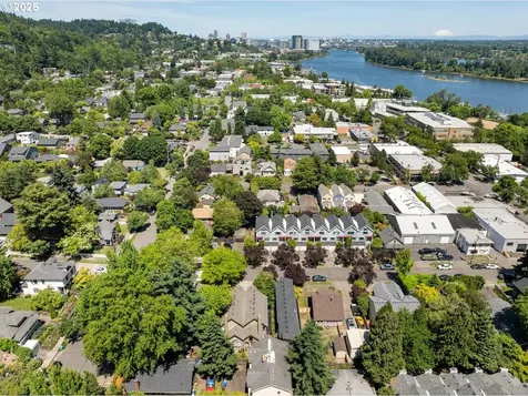 520 S Florida Street Portland OR 97219
