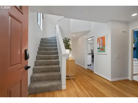 520 S Florida Street Portland OR 97219
