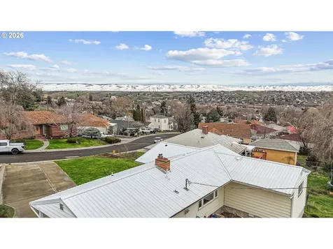 735 NW 10th Street Pendleton OR 97801