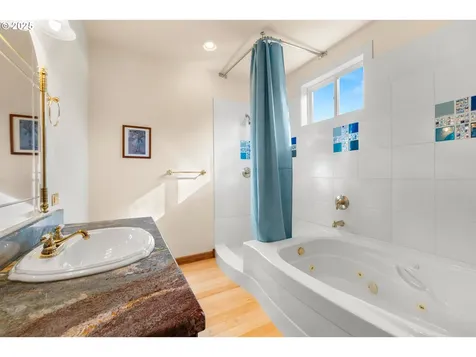 10945 SE Mount Scott Boulevard Portland OR 97266