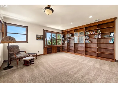 10945 SE Mount Scott Boulevard Portland OR 97266