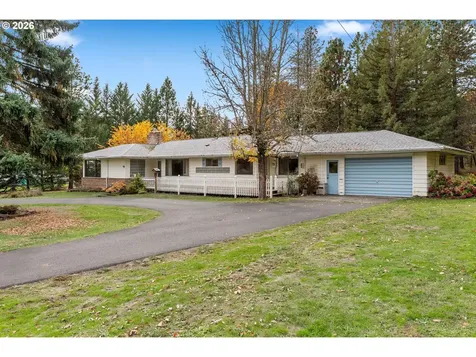 1412 N Main Avenue White Salmon WA 98672